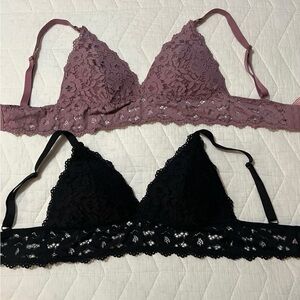 Set of two momanda lace nursing bras 34D